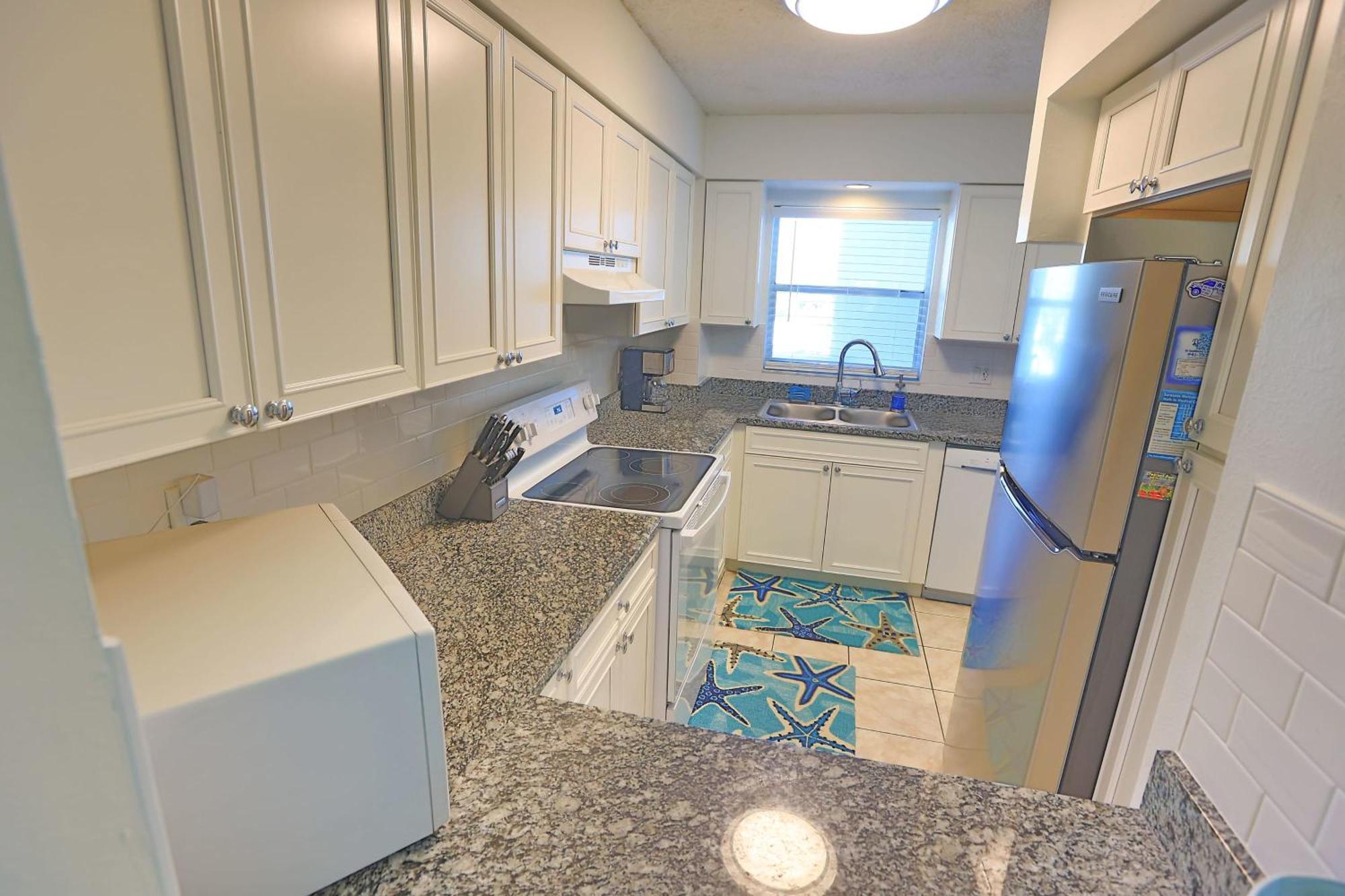 Updated Condo With Pool, Walk To Crescent Beach & Restaurants! Sarasota Exterior foto